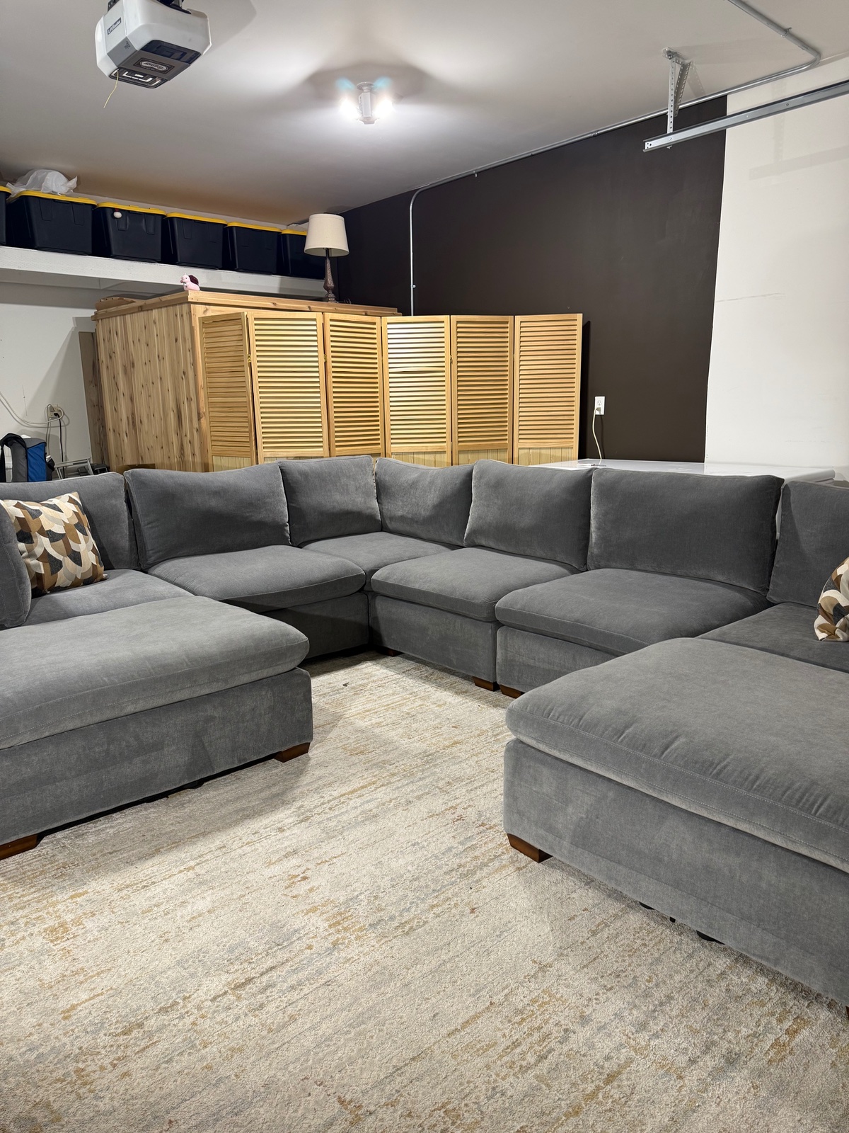 Thomasville Lowell 8-pc Drk grey sectional in dark gray polyester — Modular 8-piece, 8 seats — photo 3 of 17