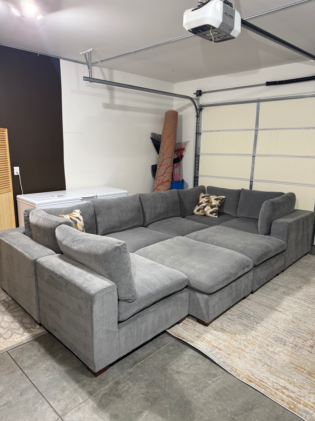 Thomasville Lowell 8-pc Modular, Dark Gray sectional in dark gray polyester — Modular 8-piece, 8 seats — photo 9 of 17
